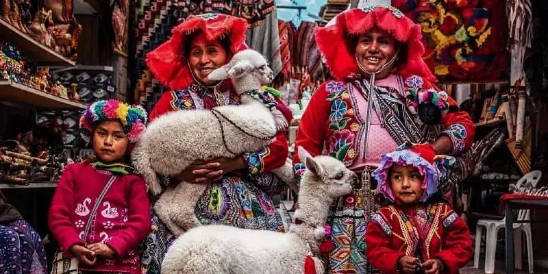  Visite de la ville de Cusco demi-journée (Musée Qoricancha, Qenqo, Puka Pukara, Tambomachay et Sacsayhuaman) - Local Trekkers Pérou; - Local Trekkers Peru